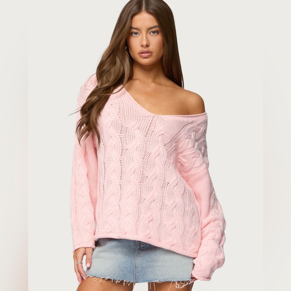 EDIKTED Inga Oversized Cable Knit Sweater